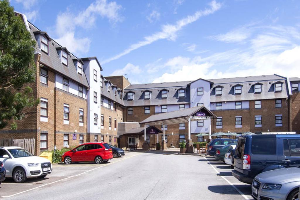 Premier Inn London Gatwick Airport - A23 Airport Way Crawley  Extérieur photo